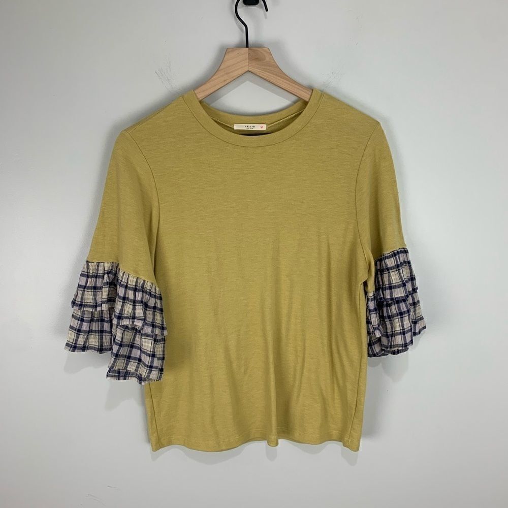 Le Lis Gingham Ruffled Sleeve Yellow Blouse